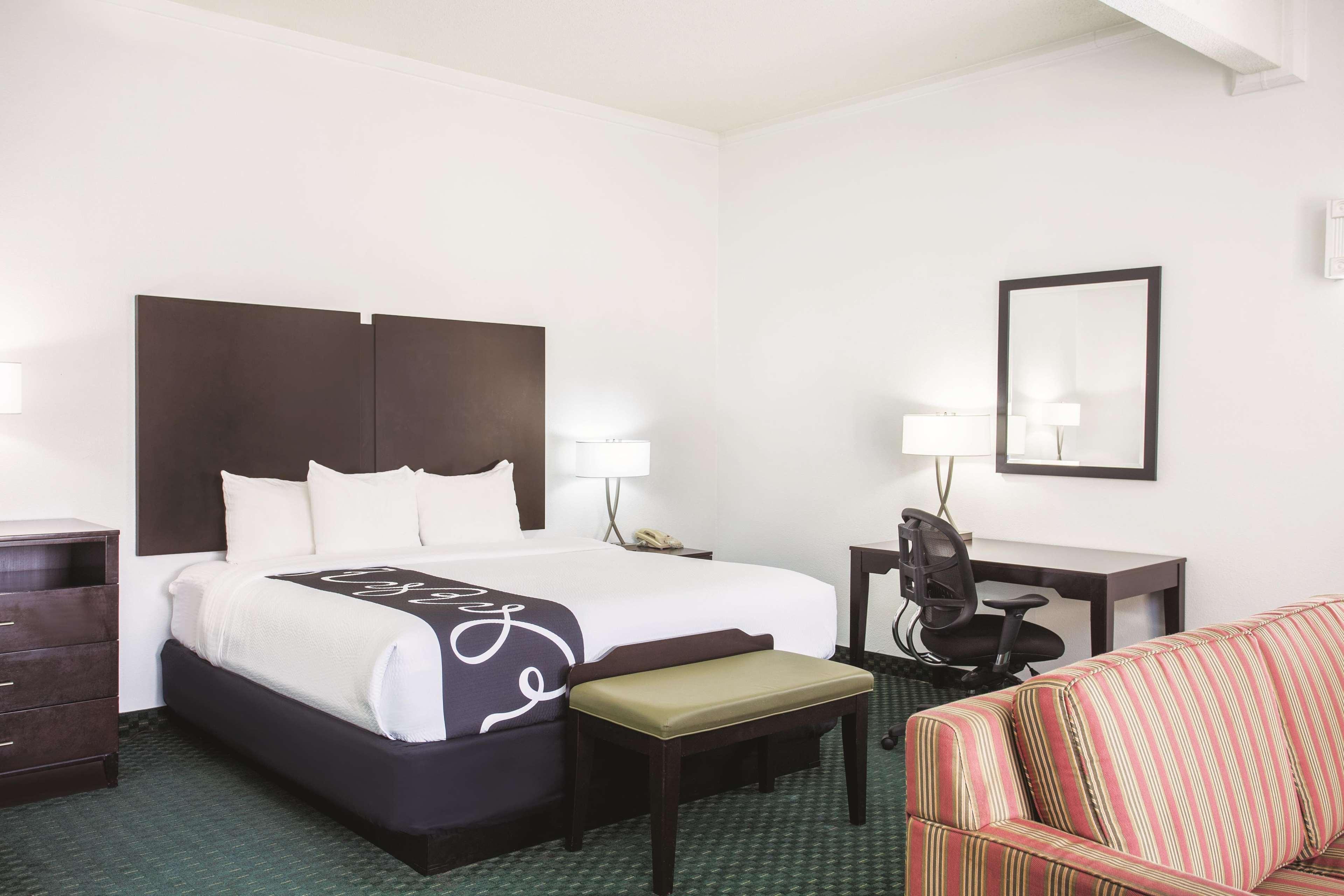 University Inn & Suites Беркли Экстерьер фото